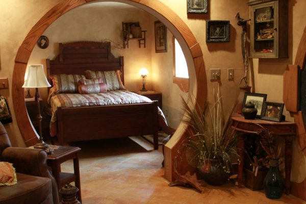 hobbit-house-airbnb-12