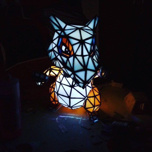 luminária-vitral-cubone