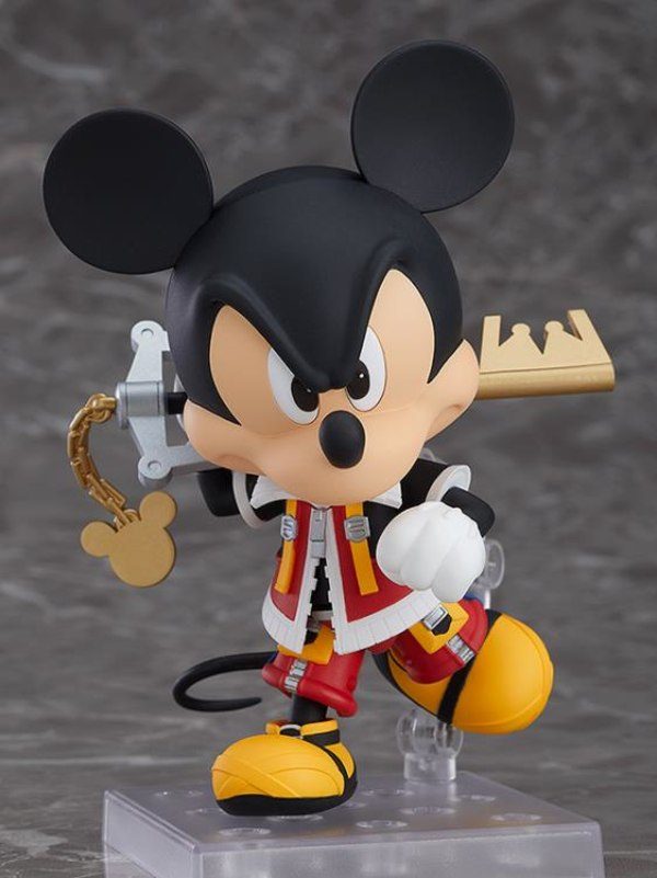 4 Kingdom-Hearts-II-Nendoroid-King-Mickey
