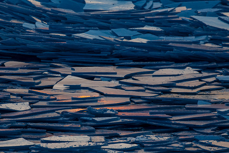 ice-shards-frozen-lake-michigan-5c937f16e5f78__880